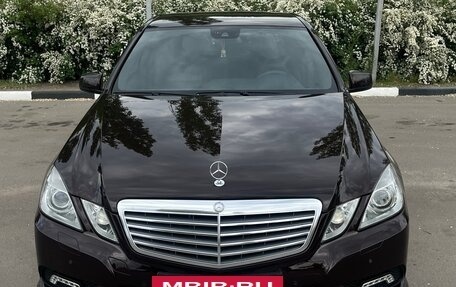 Mercedes-Benz E-Класс, 2010 год, 1 650 000 рублей, 2 фотография