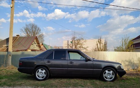 Mercedes-Benz E-Класс, 1992 год, 160 000 рублей, 8 фотография