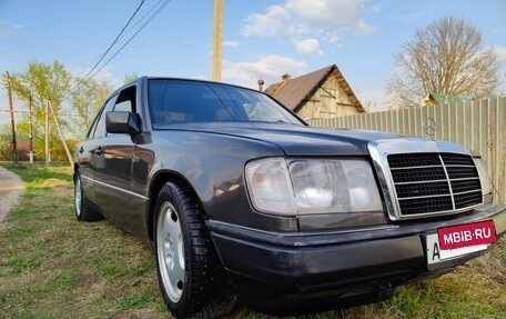 Mercedes-Benz E-Класс, 1992 год, 160 000 рублей, 3 фотография