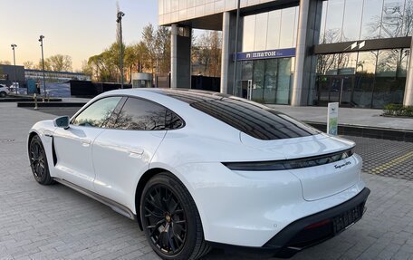 Porsche Taycan I, 2022 год, 10 950 000 рублей, 7 фотография