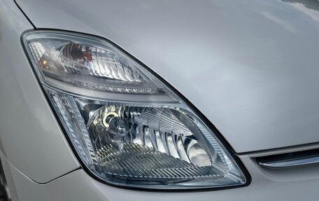 Toyota Prius, 2008 год, 950 000 рублей, 18 фотография