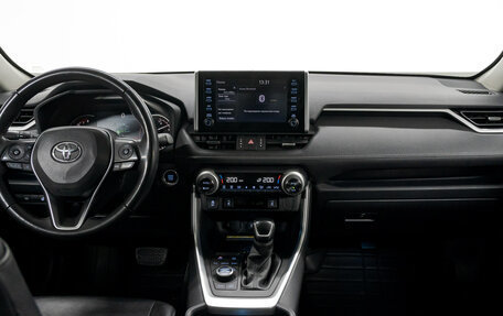 Toyota RAV4, 2020 год, 3 099 000 рублей, 19 фотография