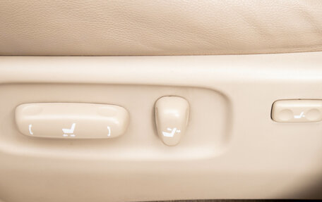 Lexus RX II рестайлинг, 2005 год, 1 599 000 рублей, 13 фотография