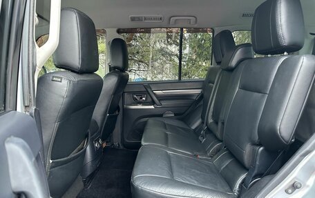 Mitsubishi Pajero IV, 2011 год, 1 469 000 рублей, 27 фотография