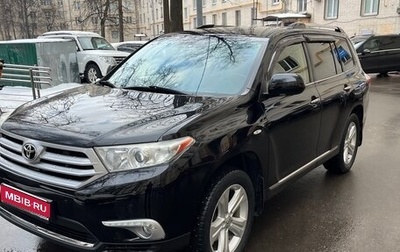 Toyota Highlander III, 2013 год, 2 100 000 рублей, 1 фотография