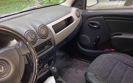 Renault Logan I, 2011 год, 490 000 рублей, 2 фотография