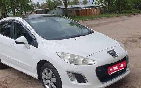 Peugeot 308 II, 2011 год, 600 000 рублей, 2 фотография