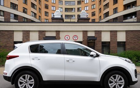 KIA Sportage IV рестайлинг, 2018 год, 2 120 000 рублей, 2 фотография