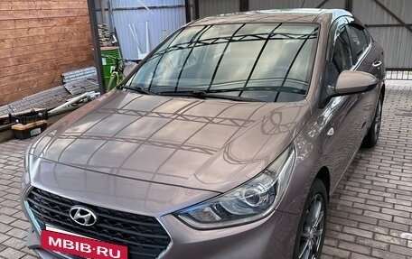 Hyundai Solaris II рестайлинг, 2019 год, 1 450 000 рублей, 2 фотография