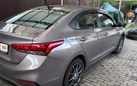 Hyundai Solaris II рестайлинг, 2019 год, 1 450 000 рублей, 4 фотография