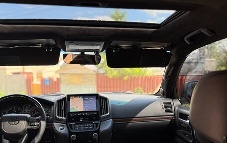 Toyota Land Cruiser 200, 2015 год, 5 000 000 рублей, 4 фотография