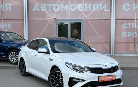KIA Optima IV, 2019 год, 2 300 000 рублей, 3 фотография