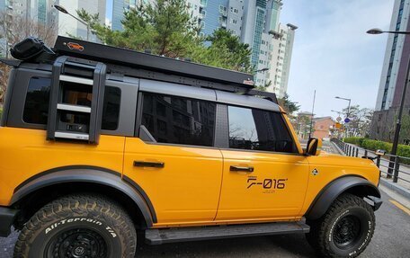Ford Bronco, 2022 год, 5 800 000 рублей, 2 фотография