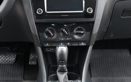 Skoda Rapid I, 2019 год, 1 300 000 рублей, 11 фотография