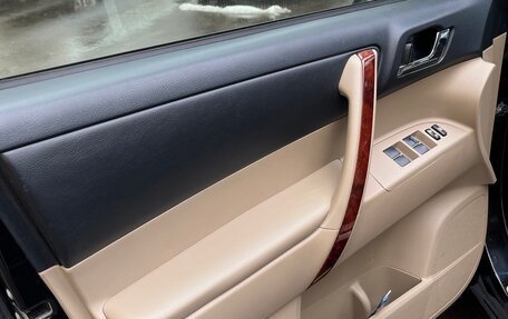 Toyota Highlander III, 2013 год, 2 100 000 рублей, 9 фотография