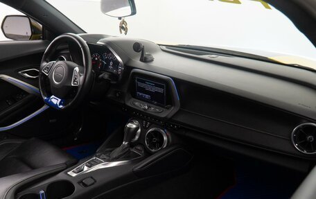 Chevrolet Camaro VI, 2016 год, 2 699 000 рублей, 16 фотография