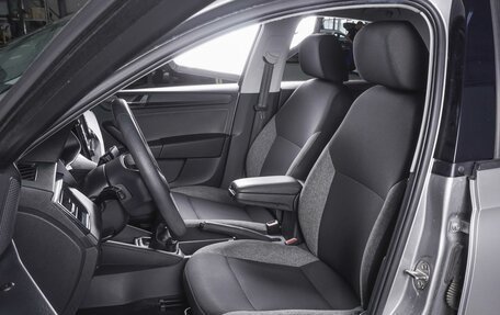 Skoda Rapid II, 2020 год, 1 379 000 рублей, 10 фотография