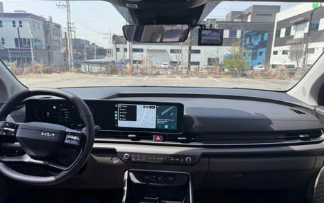 KIA Carnival, 2025 год, 5 900 000 рублей, 8 фотография