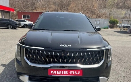 KIA Carnival, 2025 год, 5 900 000 рублей, 2 фотография