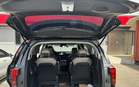 KIA Carnival, 2025 год, 5 900 000 рублей, 14 фотография