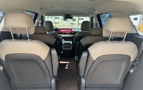 KIA Carnival, 2025 год, 5 900 000 рублей, 12 фотография