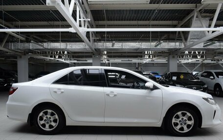 Toyota Camry, 2015 год, 1 920 000 рублей, 8 фотография