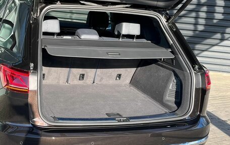 Volkswagen Touareg III, 2022 год, 7 750 000 рублей, 7 фотография