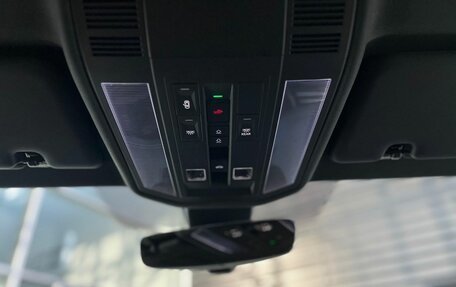 Volkswagen Touareg III, 2022 год, 7 750 000 рублей, 19 фотография