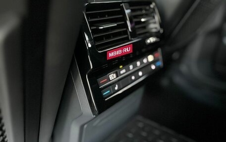 Volkswagen Touareg III, 2022 год, 7 750 000 рублей, 20 фотография