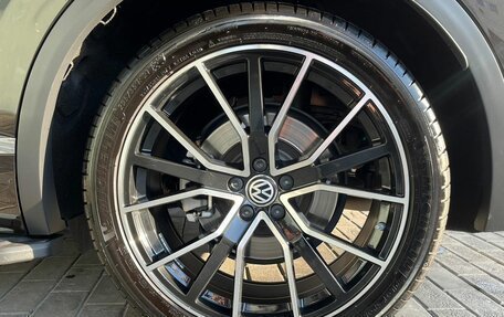 Volkswagen Touareg III, 2022 год, 7 750 000 рублей, 24 фотография