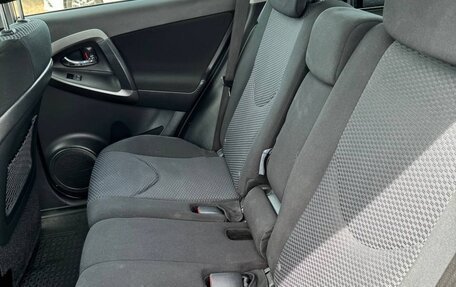 Toyota RAV4, 2011 год, 1 160 000 рублей, 13 фотография