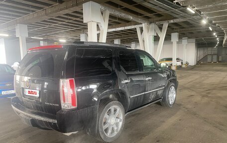 Cadillac Escalade III, 2008 год, 1 850 000 рублей, 2 фотография