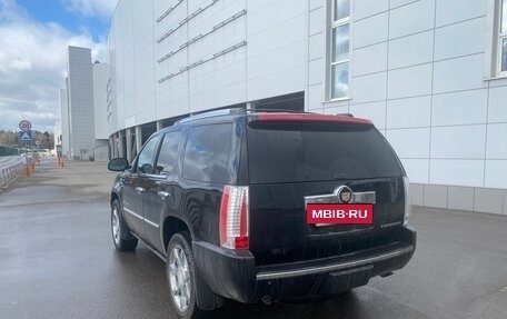Cadillac Escalade III, 2008 год, 1 850 000 рублей, 5 фотография