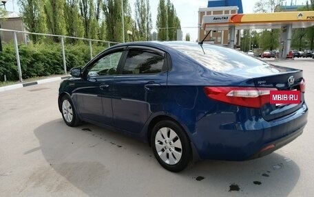 KIA Rio III рестайлинг, 2014 год, 865 000 рублей, 3 фотография