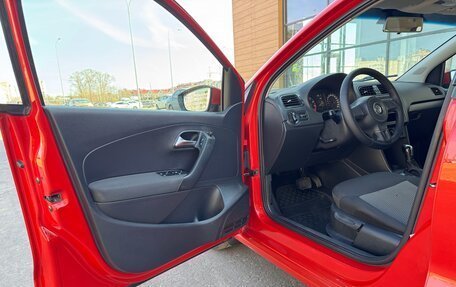 Volkswagen Polo VI (EU Market), 2011 год, 675 000 рублей, 27 фотография