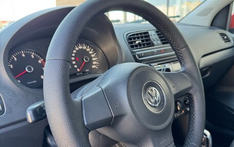 Volkswagen Polo VI (EU Market), 2011 год, 675 000 рублей, 39 фотография
