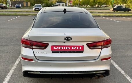 KIA Optima IV, 2019 год, 2 590 000 рублей, 10 фотография