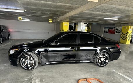 BMW 5 серия, 2004 год, 850 000 рублей, 3 фотография