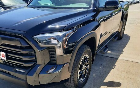Toyota Tundra, 2024 год, 4 000 000 рублей, 3 фотография