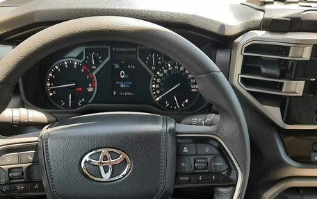 Toyota Tundra, 2024 год, 4 000 000 рублей, 14 фотография