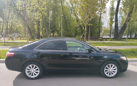 Toyota Camry, 2006 год, 630 000 рублей, 2 фотография