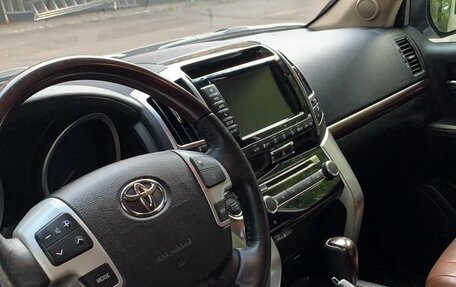 Toyota Land Cruiser 200, 2014 год, 4 100 000 рублей, 4 фотография