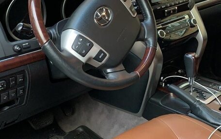 Toyota Land Cruiser 200, 2014 год, 4 100 000 рублей, 9 фотография