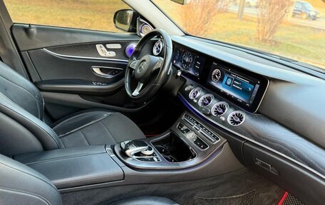 Mercedes-Benz E-Класс, 2016 год, 2 389 000 рублей, 6 фотография