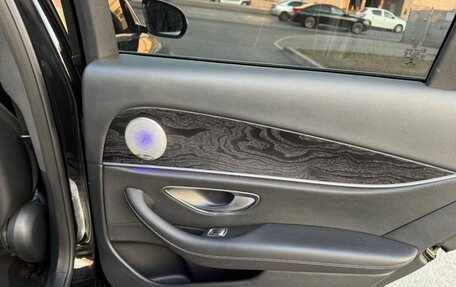 Mercedes-Benz E-Класс, 2016 год, 2 389 000 рублей, 10 фотография