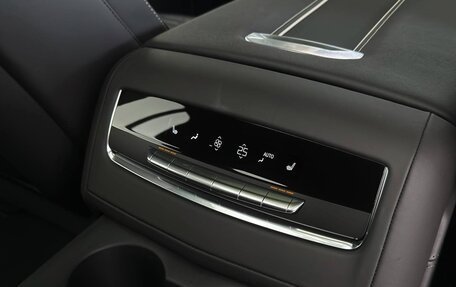 Cadillac Escalade V, 2024 год, 24 700 000 рублей, 38 фотография