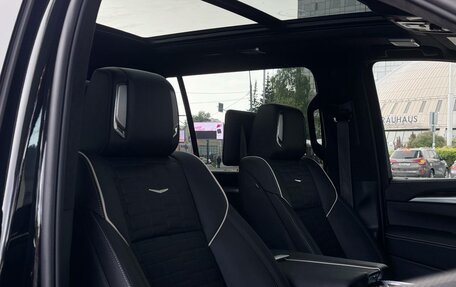 Cadillac Escalade V, 2024 год, 24 700 000 рублей, 33 фотография