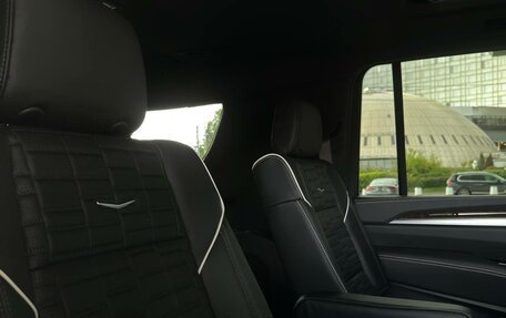 Cadillac Escalade V, 2024 год, 24 700 000 рублей, 35 фотография