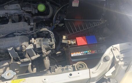Nissan Serena II, 2000 год, 600 000 рублей, 11 фотография