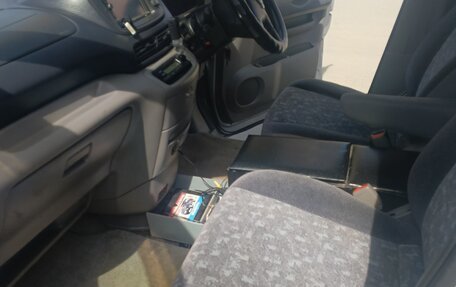 Nissan Serena II, 2000 год, 600 000 рублей, 5 фотография